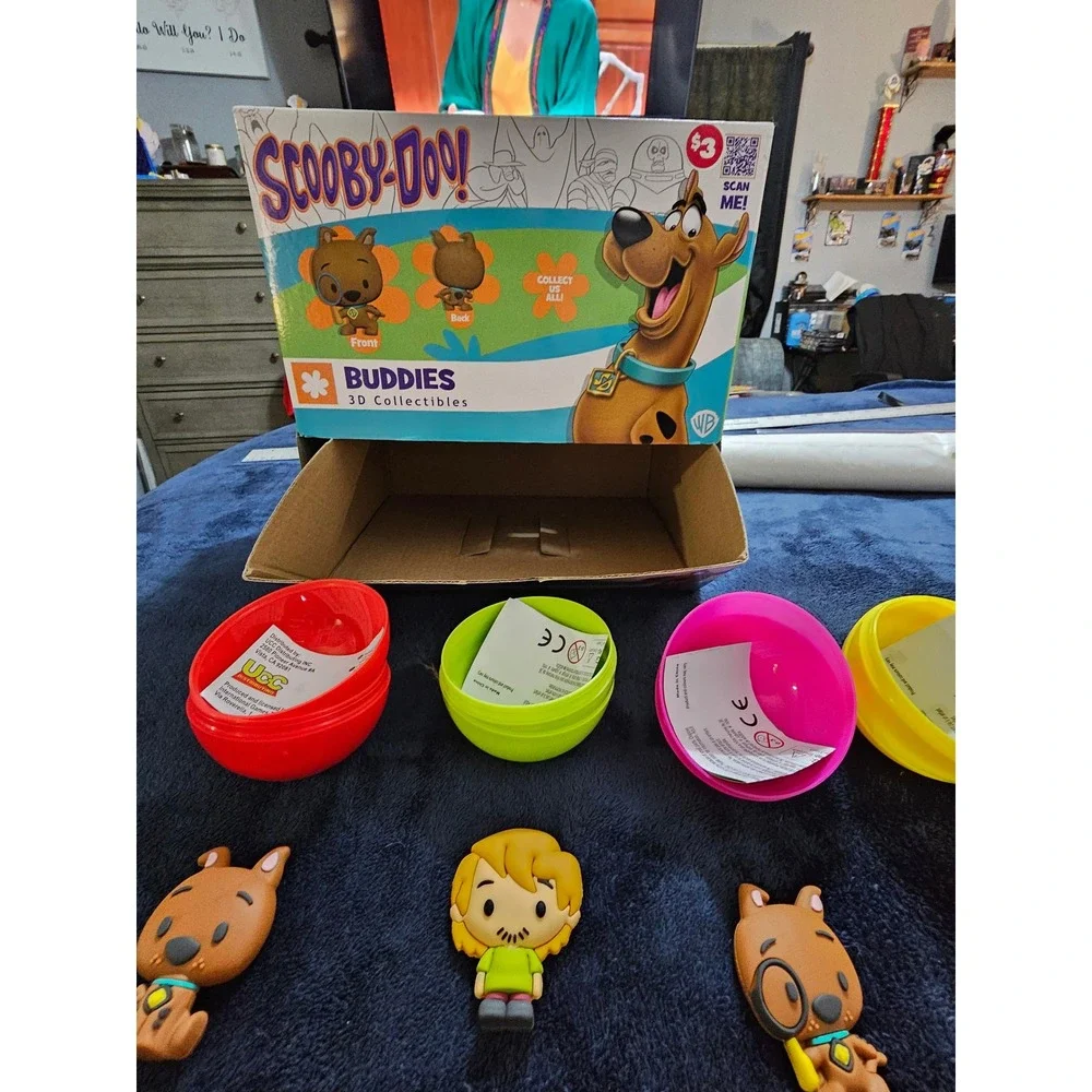 Scooby-Doo Buddies 3D Collectibles UCC Lot of 4 Shaggy Daphne Figures